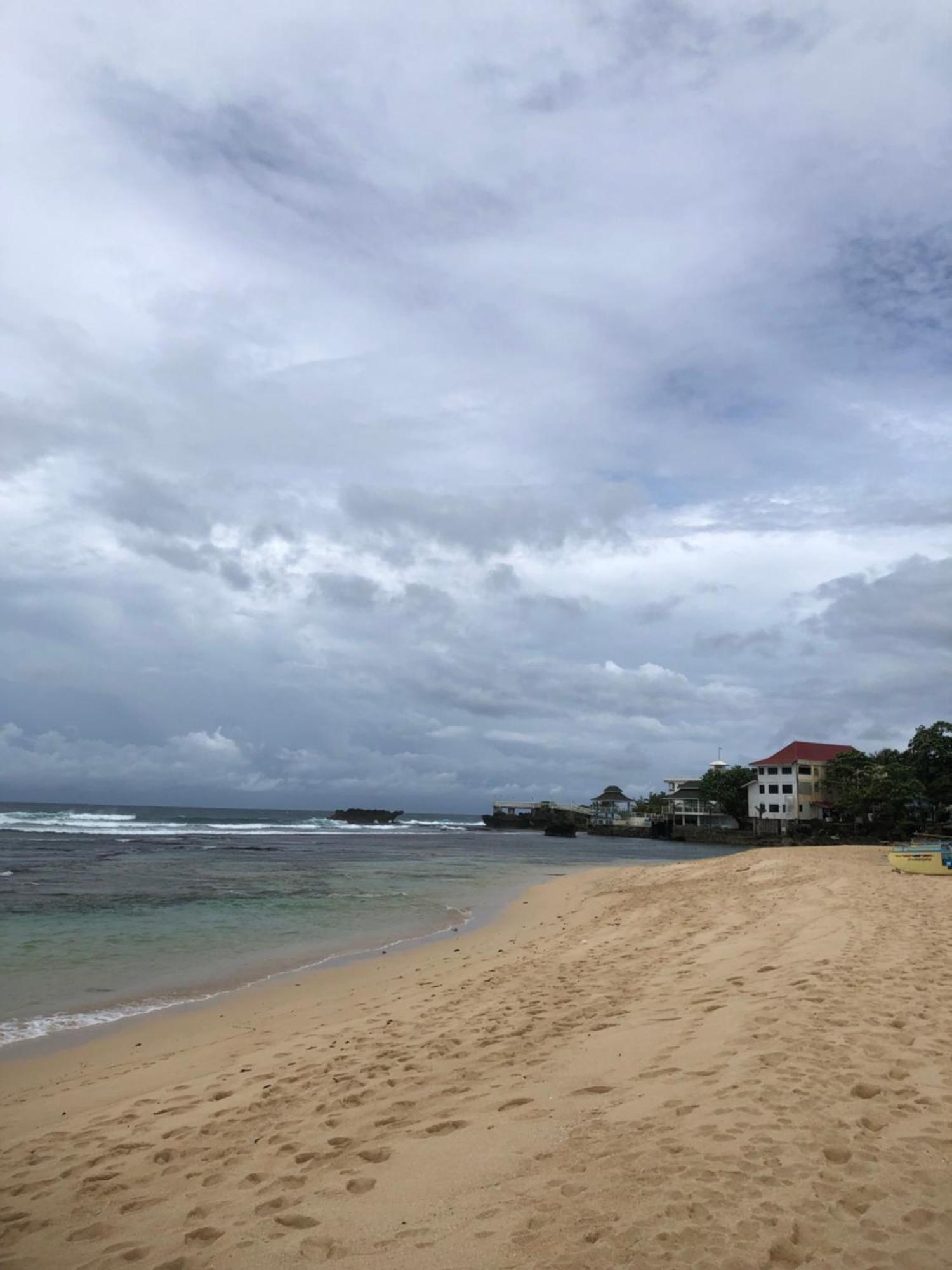 Traditional Private Guesthouse In Patar Beach Bolinao Kültér fotó